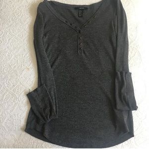 Lay back button down ribbed longsleeve